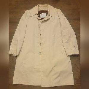 London Fog Maincoats 40R, tan pea coat